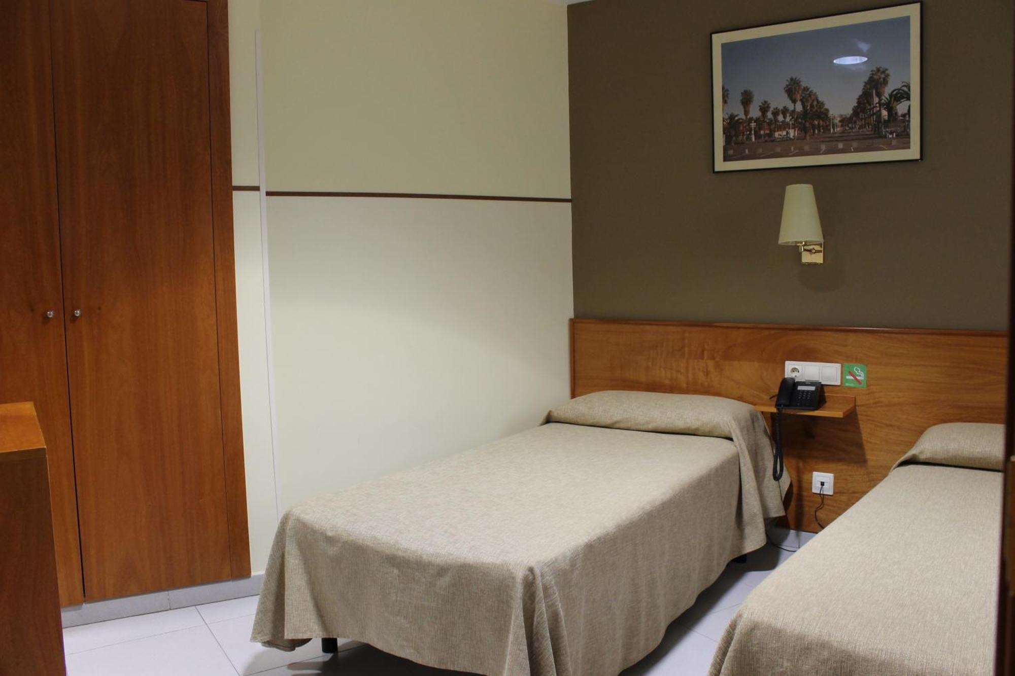 El Jardi Hotel Barcelona Room photo