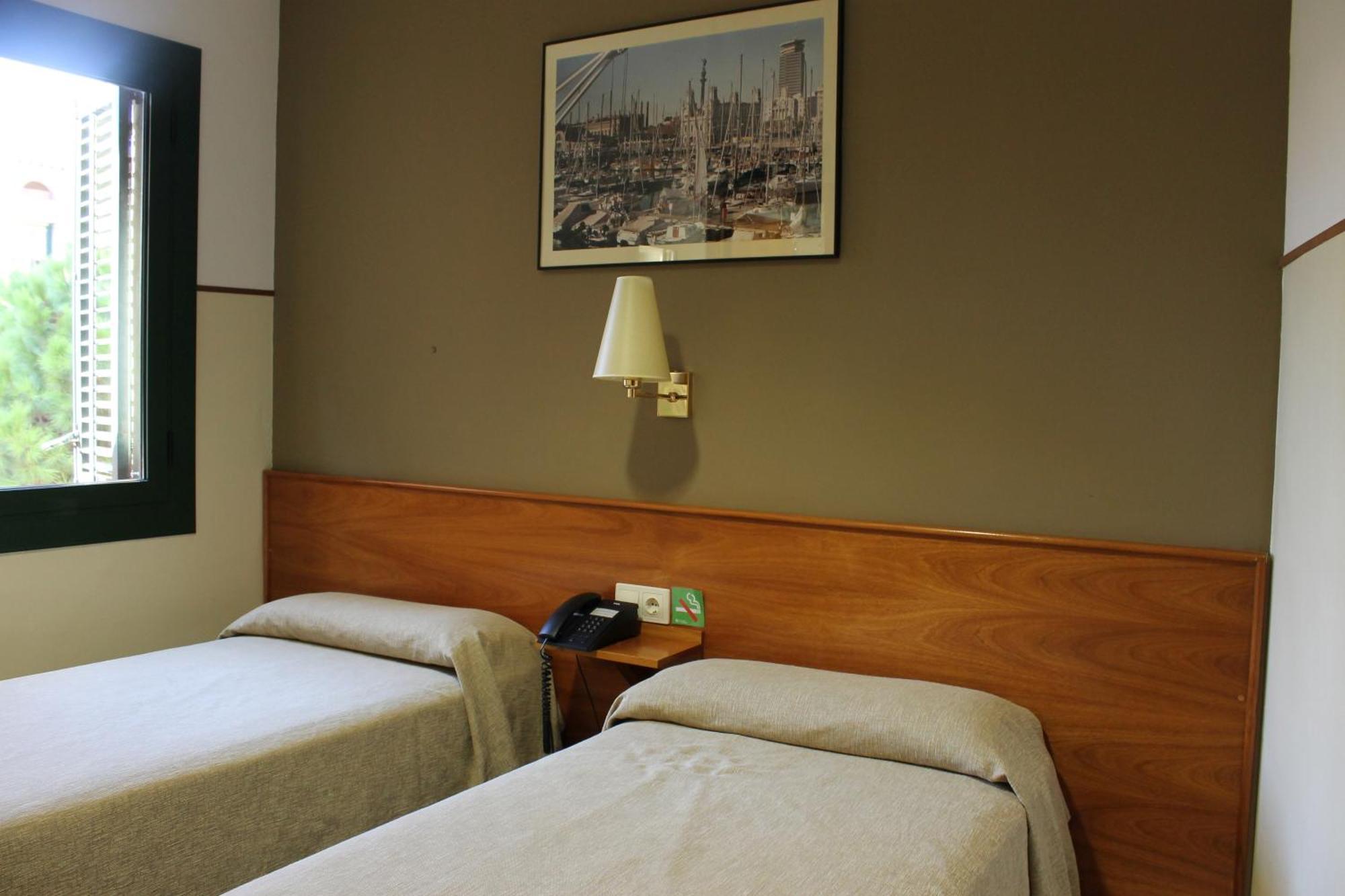 El Jardi Hotel Barcelona Room photo